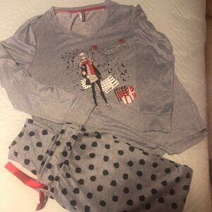 NWOT - Women's Christmas Pajama Set! Gray/red/polka dot